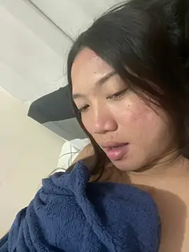 Snapshot of cassie_cakes chatting on February 17, 10:23 am cassie cakes online show from February 17, 10:23 am