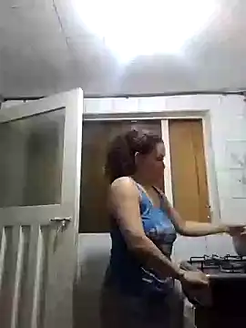 mommy estefy online show from September 11, 1:33 pm