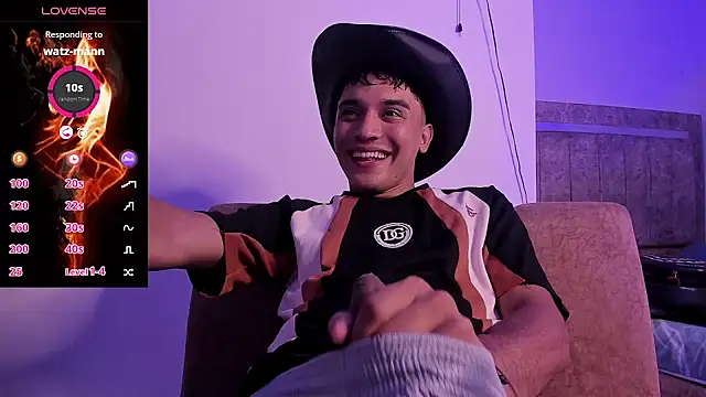 Austin Cardieff  online show from October 15, 7:36 pm