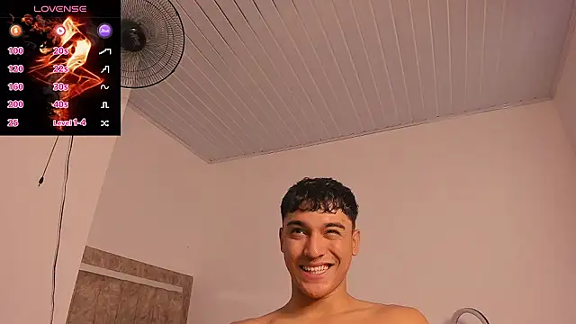 Austin Cardieff  online show from October 21, 8:20 pm