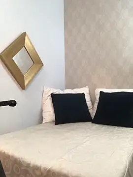 Snapshot of Julieta_Caceres_ chatting on September 11, 6:57 am Julieta Caceres online show from September 11, 6:57 am