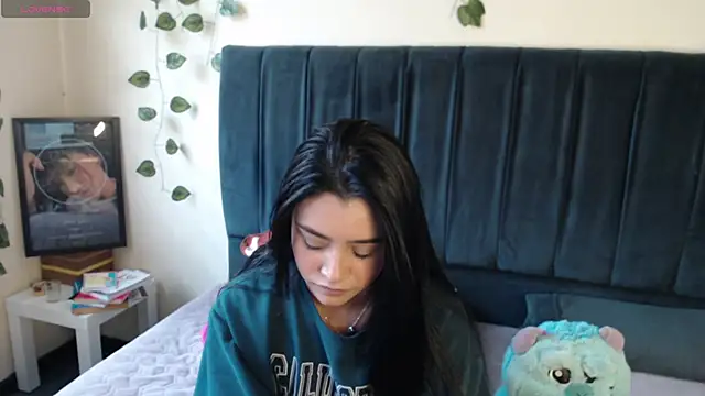 MarilynWhite  online show from September 19, 5:35 pm