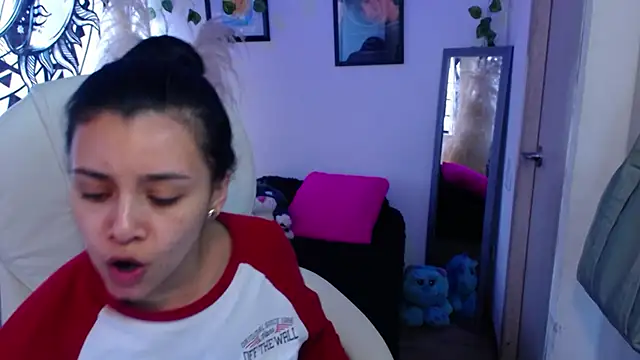 MarilynWhite  online show from November 11, 3:12 pm