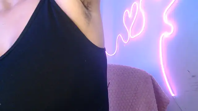 Mia2xsmith online show from June 27, 9:03 am