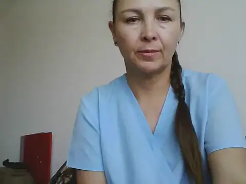 Snapshot of Avelinii chatting on May 11, 9:04 am Avelinii online show from May 11, 9:04 am