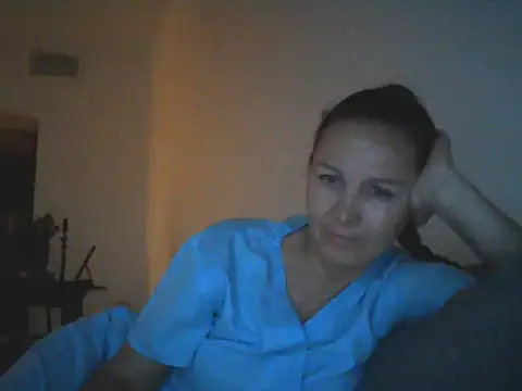 Snapshot of Avelinii chatting on May 11, 3:07 pm Avelinii online show from May 11, 3:07 pm