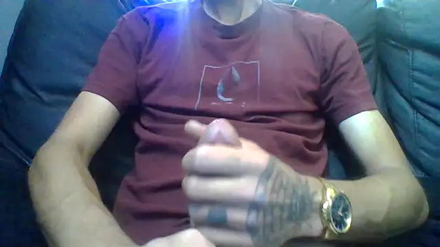 Snapshot of Sillycatfish chatting on March 29, 4:40 pm Sillycatfish online show from March 29, 4:40 pm