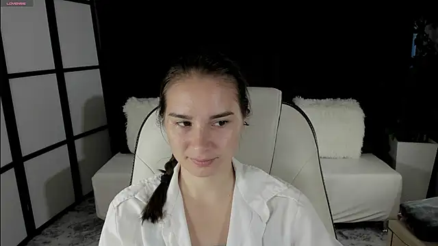 SeraphineClark online show from September 25, 2:26 am