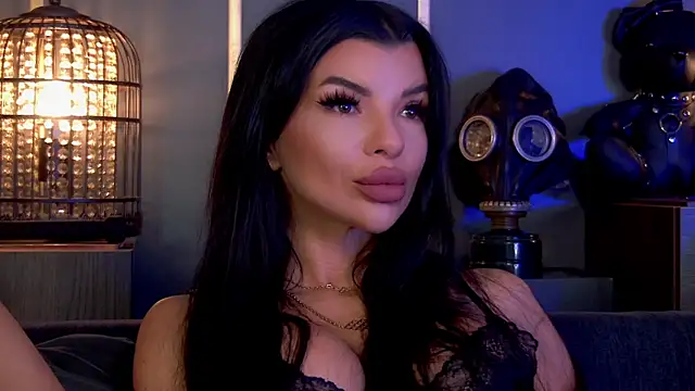 Snapshot of EleniaDevons chatting on October 15, 12:05 pm EleniaDevons online show from October 15, 12:05 pm