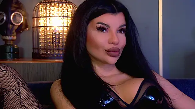 Snapshot of EleniaDevons chatting on January 8, 1:57 pm EleniaDevons online show from January 8, 1:57 pm