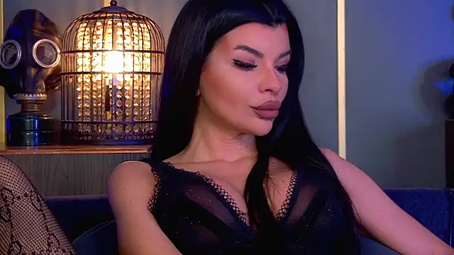 Snapshot of EleniaDevons chatting on January 16, 11:25 am EleniaDevons online show from January 16, 11:25 am