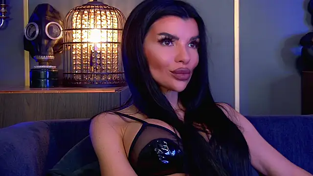 Snapshot of EleniaDevons chatting on February 3, 2:00 pm EleniaDevons online show from February 3, 2:00 pm