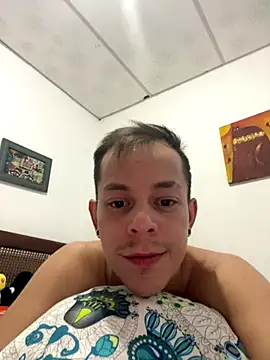 Snapshot of dimitryivanovv chatting on October 2, 4:47 pm dimitryivanovv online show from October 2, 4:47 pm