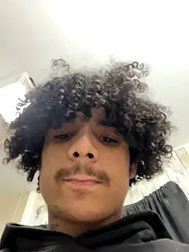 Cartyiii online show from November 2, 10:01 pm