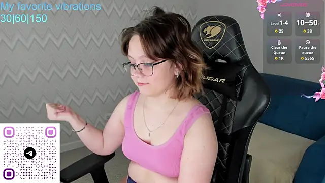 Mila  Cutee online show from October 12, 1:48 am