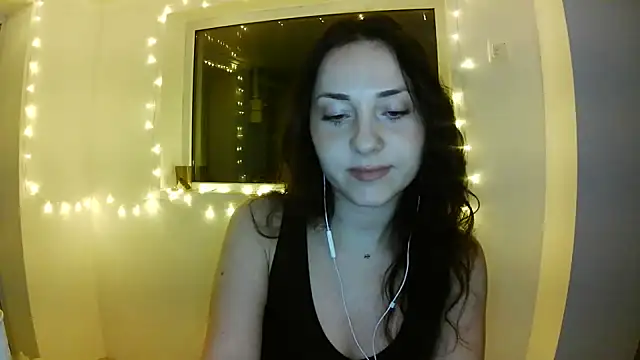 Ulvaya online show from July 17, 8:57 pm