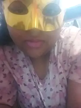 Snapshot of princesshoty100 chatting on October 13, 8:42 pm princesshoty100 online show from October 13, 8:42 pm