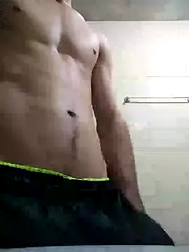 Snapshot of Max_novato chatting on June 25, 9:30 pm Max novato online show from June 25, 9:30 pm