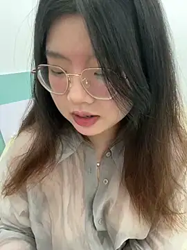 Snapshot of xxwang20 chatting on October 18, 1:01 pm xxwang20 online show from October 18, 1:01 pm