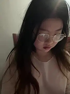 Snapshot of xxwang20 chatting on February 13, 1:40 pm xxwang20 online show from February 13, 1:40 pm