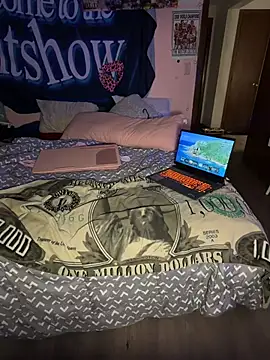 shortywidaphatty online show from November 9, 9:35 pm