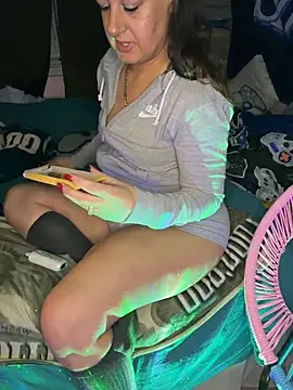 shortywidaphatty online show from November 25, 10:59 am