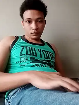 Snapshot of Daddysharddick chatting on September 10, 3:34 pm Daddysharddick online show from September 10, 3:34 pm