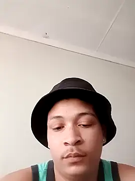 Snapshot of Daddysharddick chatting on October 31, 1:12 pm Daddysharddick online show from October 31, 1:12 pm