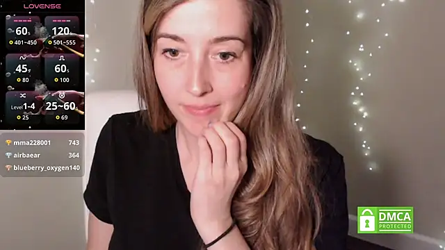 Snapshot of SuggestiveBehavior chatting on October 25, 2:08 am SuggestiveBehavior online show from October 25, 2:08 am