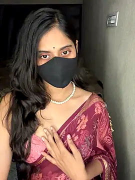 Snapshot of Tanya-mittal chatting on October 10, 6:07 pm Tanya-mittal online show from October 10, 6:07 pm