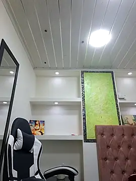 Snapshot of susan_mooree chatting on October 2, 8:16 pm susan mooree online show from October 2, 8:16 pm