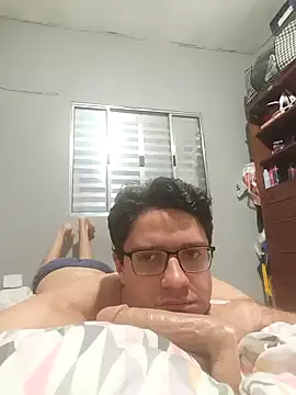 GuiFeet online show from February 17, 5:41 pm