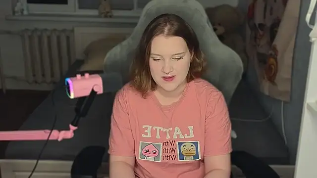 Snapshot of OliviaBlade chatting on September 27, 2:11 pm OliviaBlade online show from September 27, 2:11 pm