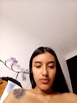 Snapshot of sweetdubros2 chatting on November 14, 7:07 am sweetdubros2 online show from November 14, 7:07 am