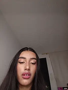 Snapshot of sweetdubros2 chatting on December 5, 6:44 am sweetdubros2 online show from December 5, 6:44 am