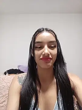 Snapshot of sweetdubros2 chatting on February 9, 7:34 am sweetdubros2 online show from February 9, 7:34 am