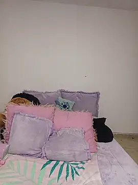 Snapshot of sweetdubros2 chatting on March 28, 6:57 am sweetdubros2 online show from March 28, 6:57 am