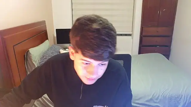 tightncuteass online show from September 25, 11:52 pm