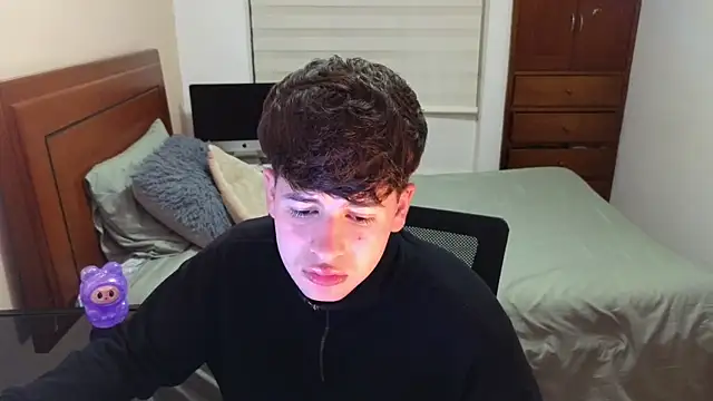 tightncuteass online show from October 10, 12:09 am