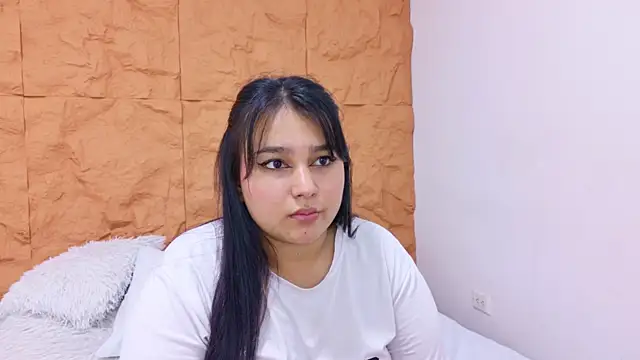 IvannaaVega online show from May 8, 4:51 am