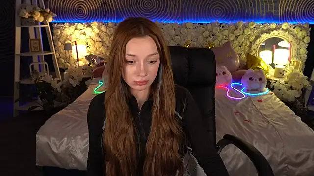 FoxyMayy online show from May 9, 12:54 pm