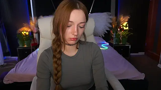 FoxyMayy online show from May 10, 2:22 pm