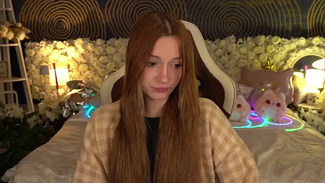 FoxyMayy online show from May 17, 12:56 pm