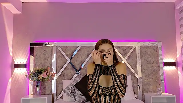 CarolinaaGomezz online show from February 11, 1:38 pm