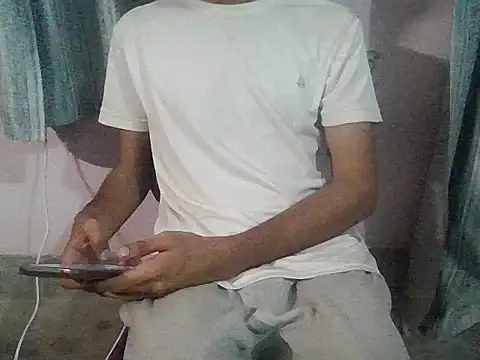 Snapshot of ash706339 chatting on September 15, 5:46 pm ash706339 online show from September 15, 5:46 pm