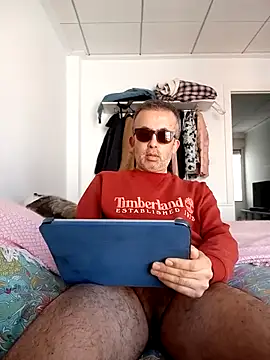 EmilioTaladdro online show from March 26, 9:15 am