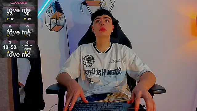 Snapshot of Im_Juaniito chatting on September 14, 1:27 am Im Juaniito online show from September 14, 1:27 am