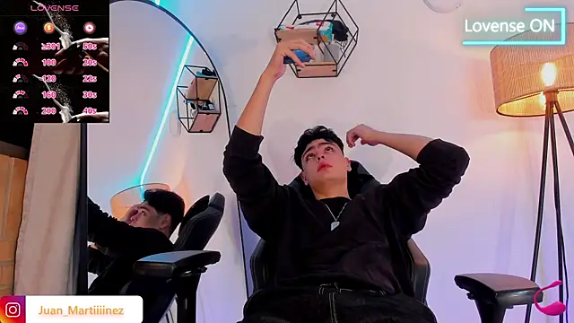 Snapshot of Im_Juaniito chatting on October 11, 4:12 am Im Juaniito online show from October 11, 4:12 am