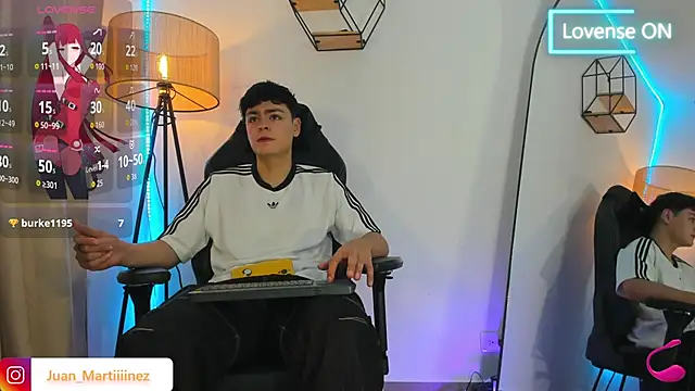 Snapshot of Im_Juaniito chatting on November 2, 2:58 am Im Juaniito online show from November 2, 2:58 am