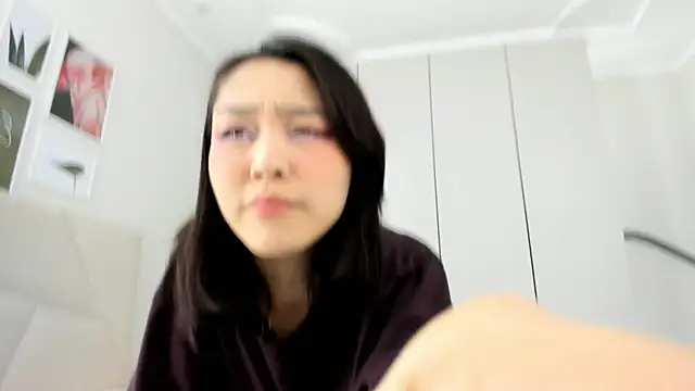 jamienyaam online show from September 27, 9:09 pm